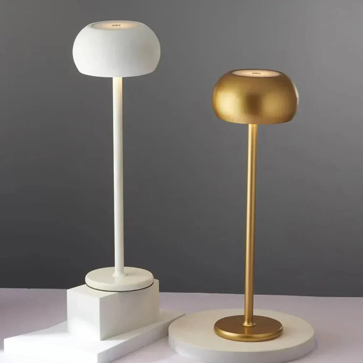 Tokyo Desk Lamp | 1+1 GRATIS